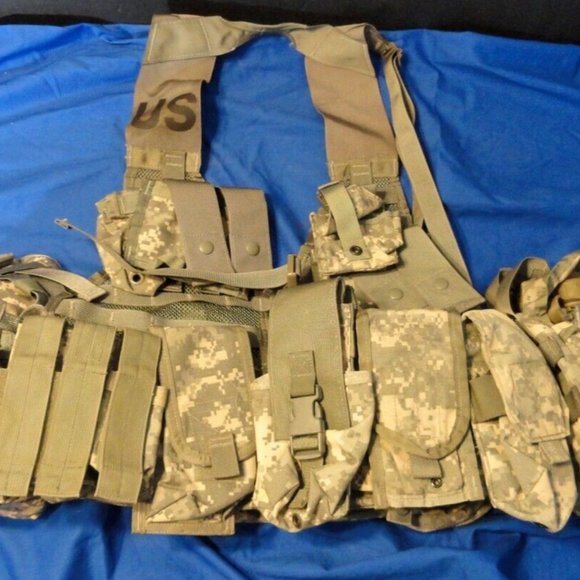 ACU DIGITAL UCP FLC FIGHTING LOAD CARRIER w/POUCHES FULLY LOADED COMBAT SV 2153